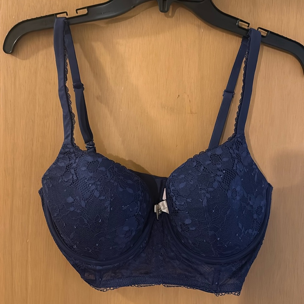 Victoria’s Secret Women’s Lined Demi Lace Underwire Bra Navy Blue Size 34DD/E